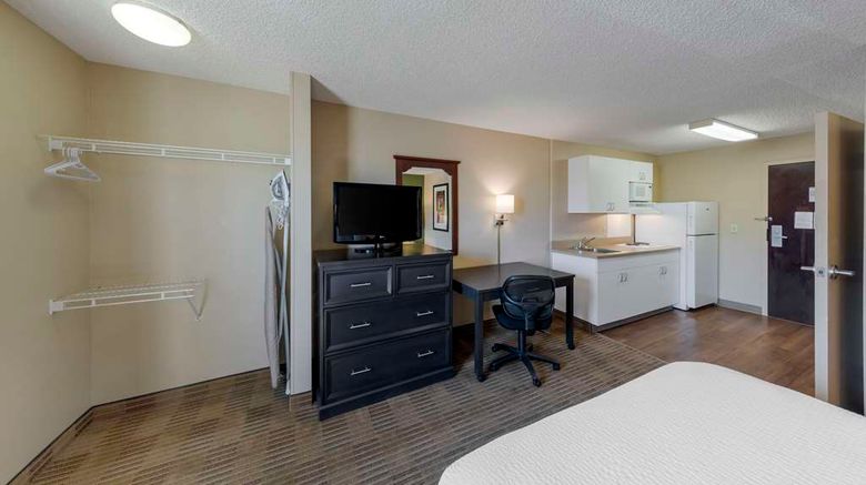 <b>Extended Stay America Stes Orange C Kate Room</b>. Images powered by <a href="https://iceportal.shijigroup.com/" title="IcePortal" target="_blank">IcePortal</a>.