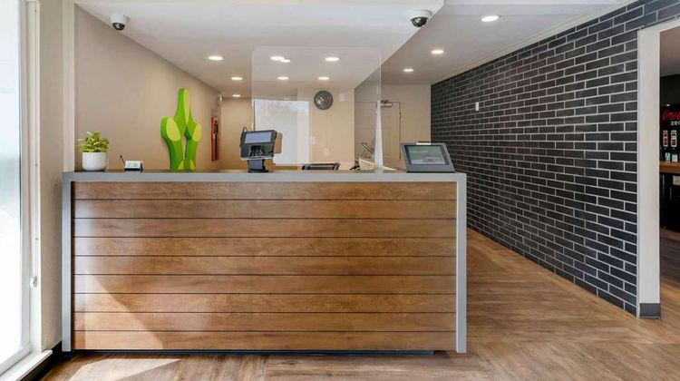 Extended Stay America Stes Sfo Airport Lobby
