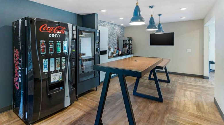<b>Extended Stay America Stes Sfo Airport Restaurant</b>. Images powered by <a href="https://iceportal.shijigroup.com/" title="IcePortal" target="_blank">IcePortal</a>.