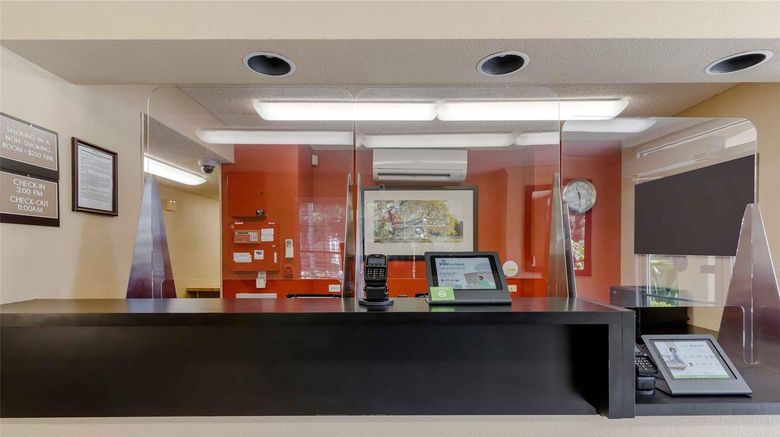 <b>Extended Stay America Stes Sunnyvale Lobby</b>. Images powered by <a href="https://iceportal.shijigroup.com/" title="IcePortal" target="_blank">IcePortal</a>.
