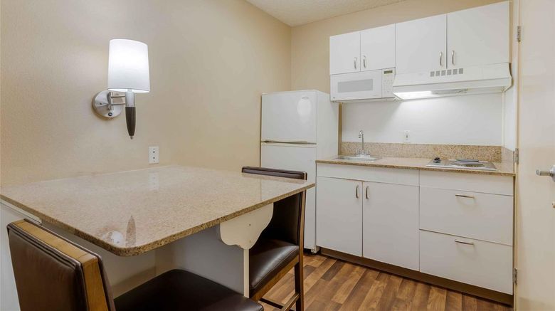 <b>Extended Stay America Stes Sunnyvale Room</b>. Images powered by <a href="https://iceportal.shijigroup.com/" title="IcePortal" target="_blank">IcePortal</a>.