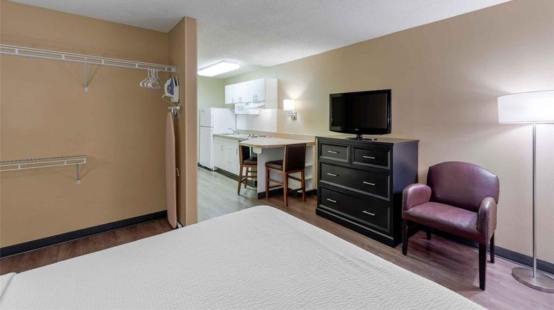 <b>Extended Stay America Stes Orange C Cypr Room</b>. Images powered by <a href="https://iceportal.shijigroup.com/" title="IcePortal" target="_blank">IcePortal</a>.
