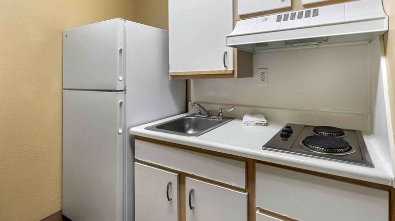 <b>Extended Stay America Stes Denver S Auro Room</b>. Images powered by <a href="https://iceportal.shijigroup.com/" title="IcePortal" target="_blank">IcePortal</a>.