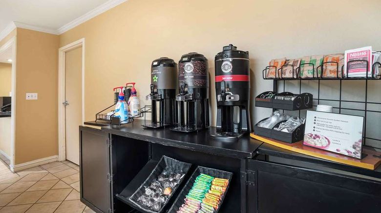 <b>Extended Stay America Stes Newark Chris Restaurant</b>. Images powered by <a href="https://iceportal.shijigroup.com/" title="IcePortal" target="_blank">IcePortal</a>.