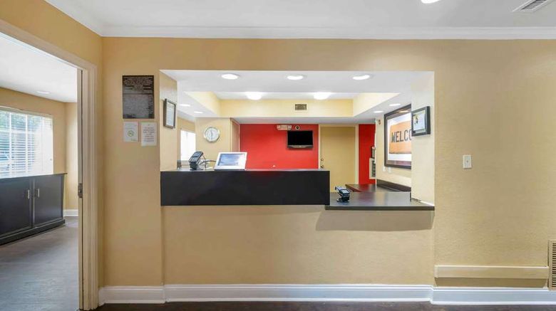 <b>Extended Stay America Stes Baymeadows Lobby</b>. Images powered by <a href="https://iceportal.shijigroup.com/" title="IcePortal" target="_blank">IcePortal</a>.