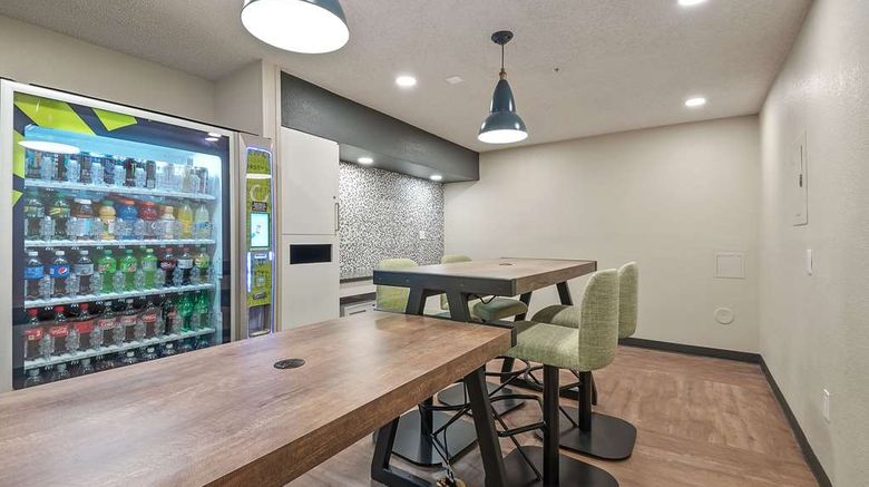 <b>Extended Stay America Stes Mia Airport B Restaurant</b>. Images powered by <a href="https://iceportal.shijigroup.com/" title="IcePortal" target="_blank">IcePortal</a>.