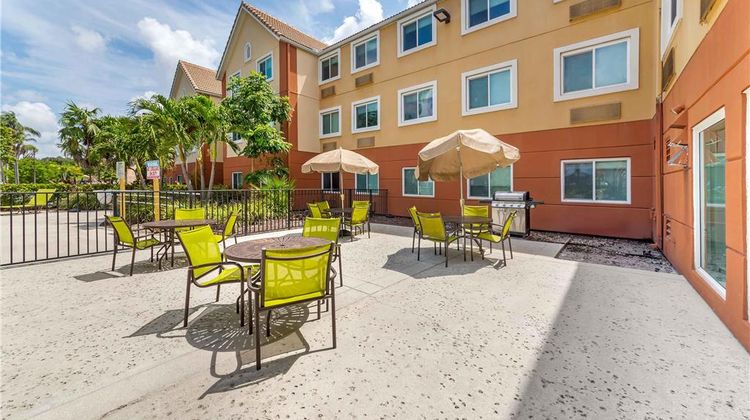 Extended Stay America Stes Mia Airport M Exterior