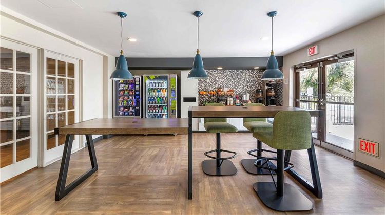 Extended Stay America Stes Mia Airport M Restaurant