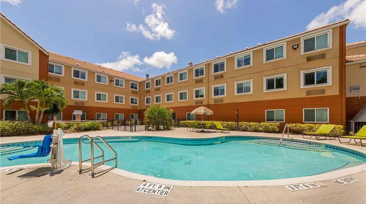 Extended Stay America Stes Mia Airport M Pool