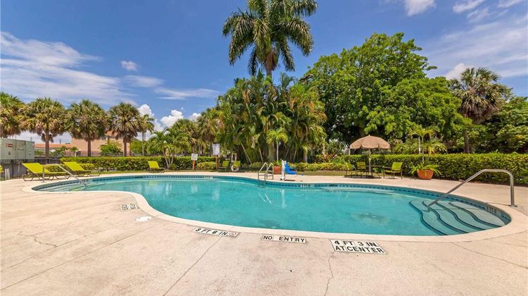 Extended Stay America Stes Mia Airport M Pool