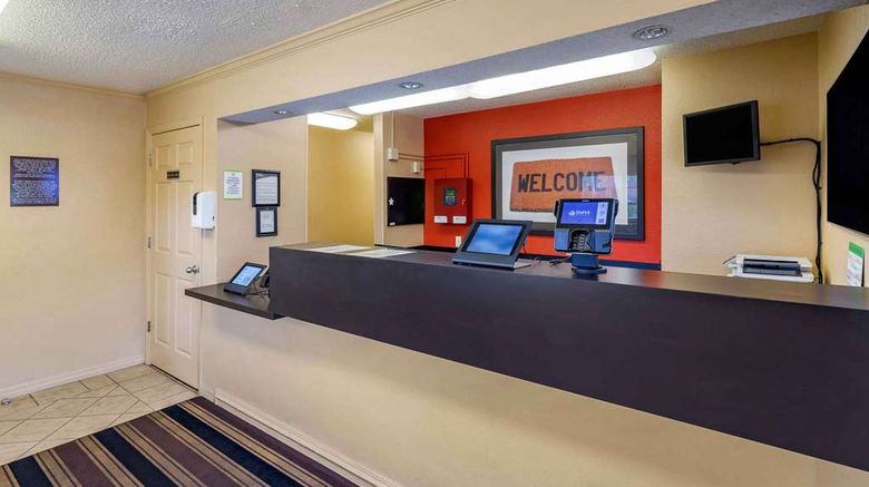 <b>Extended Stay America Stes Tpa N Airport Lobby</b>. Images powered by <a href="https://iceportal.shijigroup.com/" title="IcePortal" target="_blank">IcePortal</a>.