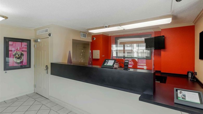 <b>Extended Stay America Stes Perimeter Ham Lobby</b>. Images powered by <a href="https://iceportal.shijigroup.com/" title="IcePortal" target="_blank">IcePortal</a>.