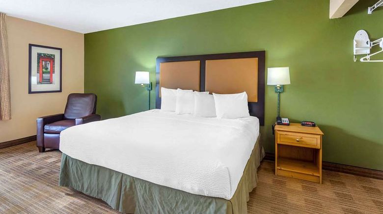 <b>Extended Stay America Stes Naperville E Room</b>. Images powered by <a href="https://iceportal.shijigroup.com/" title="IcePortal" target="_blank">IcePortal</a>.