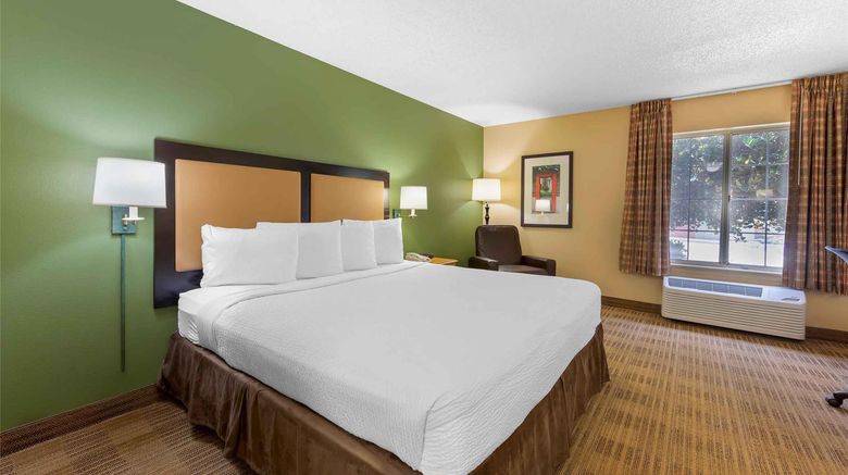 <b>Extended Stay America Stes Lombard Oakbr Room</b>. Images powered by <a href="https://iceportal.shijigroup.com/" title="IcePortal" target="_blank">IcePortal</a>.