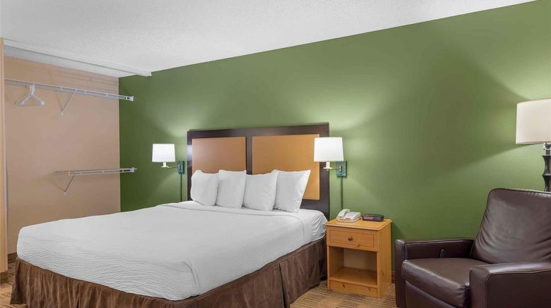 <b>Extended Stay America Stes Lombard Oakbr Room</b>. Images powered by <a href="https://iceportal.shijigroup.com/" title="IcePortal" target="_blank">IcePortal</a>.
