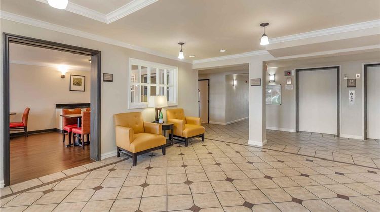 Extended Stay America Stes Lombard Oakbr Lobby