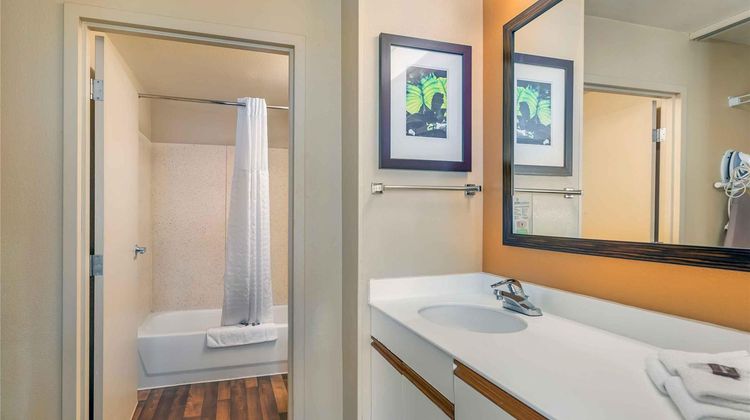 Extended Stay America Stes Lombard Oakbr Room