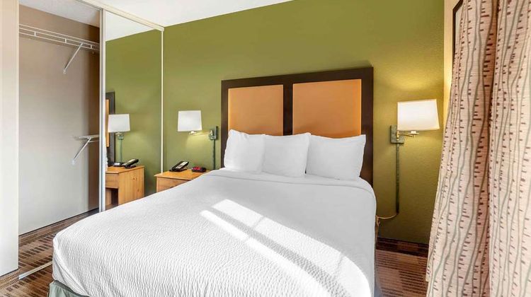 Extended Stay America Stes Westmont Oak Room
