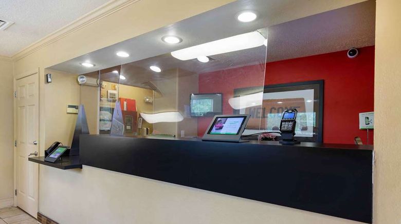 <b>Extended Stay America Stes Bwi Airport I Lobby</b>. Images powered by <a href="https://iceportal.shijigroup.com/" title="IcePortal" target="_blank">IcePortal</a>.