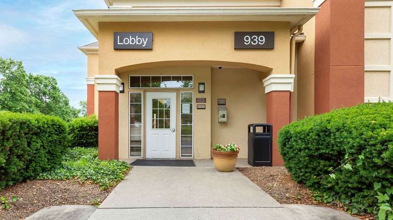 <b>Extended Stay America Stes Bwi Airport I Exterior</b>. Images powered by <a href="https://iceportal.shijigroup.com/" title="IcePortal" target="_blank">IcePortal</a>.