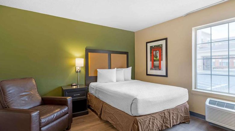 <b>Extended Stay America Stes Stl Airport Room</b>. Images powered by <a href="https://iceportal.shijigroup.com/" title="IcePortal" target="_blank">IcePortal</a>.