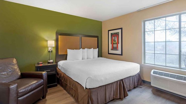 Extended Stay America Stes Stl Airport Room