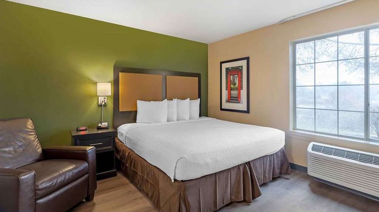 <b>Extended Stay America Stes Stl Airport Room</b>. Images powered by <a href="https://iceportal.shijigroup.com/" title="IcePortal" target="_blank">IcePortal</a>.
