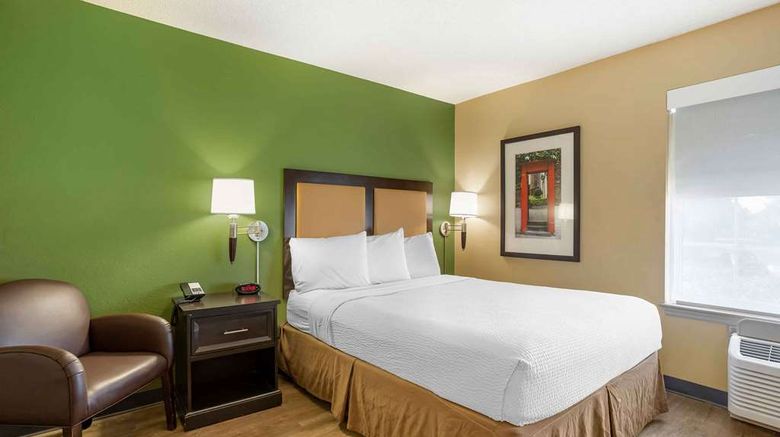 <b>Extended Stay America Stes E Rutherford Room</b>. Images powered by <a href="https://iceportal.shijigroup.com/" title="IcePortal" target="_blank">IcePortal</a>.