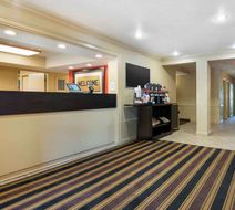 Extended Stay America Stes Newark Woodbr Lobby
