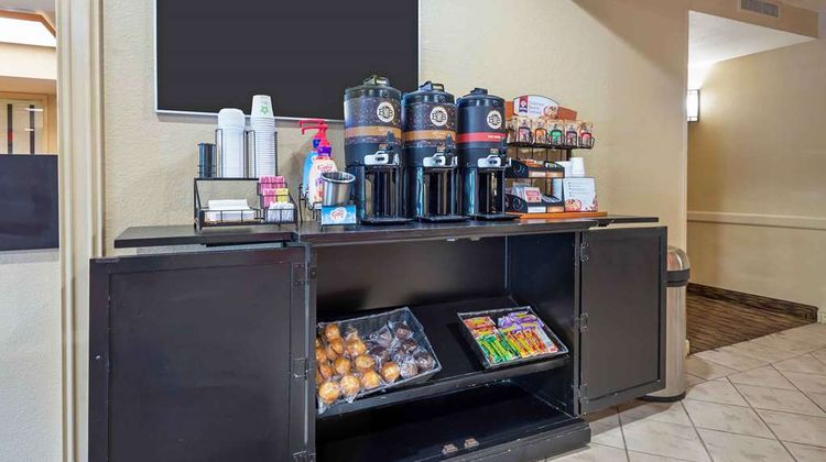Extended Stay America Stes Newark Woodbr Restaurant