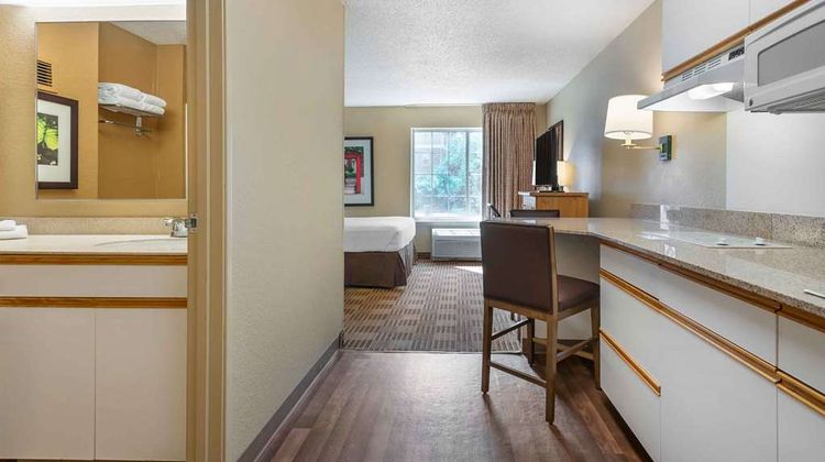 Extended Stay America Stes Newark Woodbr Room
