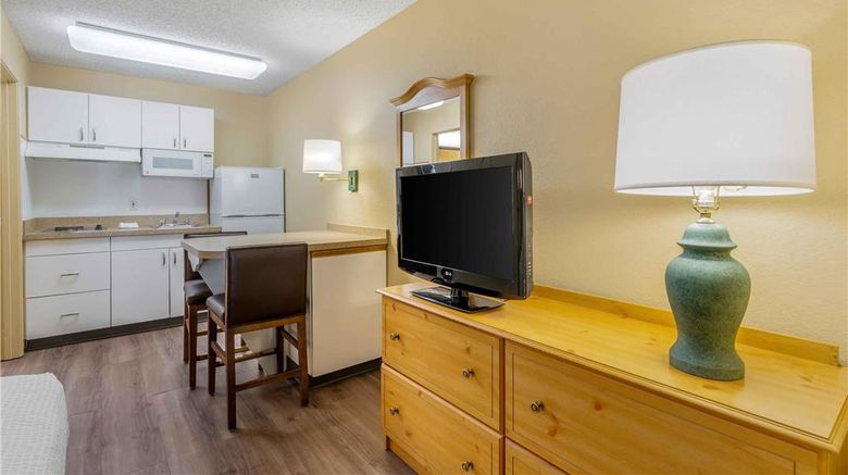 <b>Extended Stay America Stes Portland Beav Room</b>. Images powered by <a href="https://iceportal.shijigroup.com/" title="IcePortal" target="_blank">IcePortal</a>.