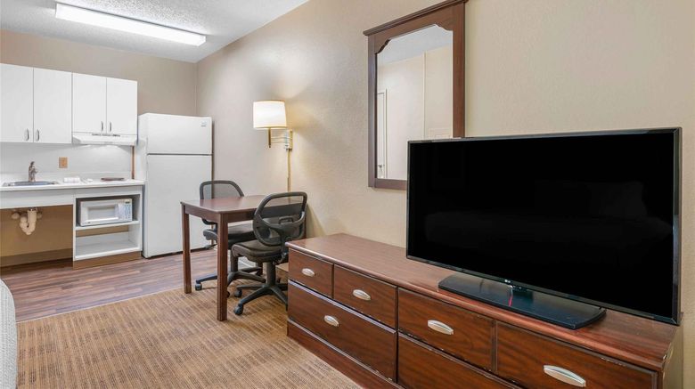 <b>Extended Stay America Stes Portland Tiga Room</b>. Images powered by <a href="https://iceportal.shijigroup.com/" title="IcePortal" target="_blank">IcePortal</a>.