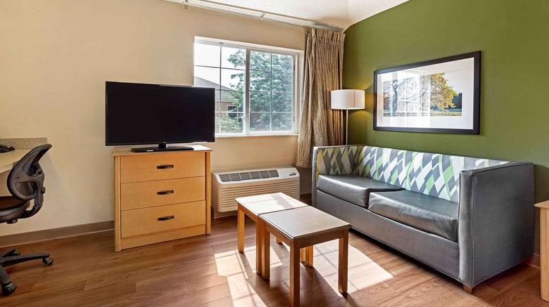 <b>Extended Stay America Stes Pvd Airport Room</b>. Images powered by <a href="https://iceportal.shijigroup.com/" title="IcePortal" target="_blank">IcePortal</a>.