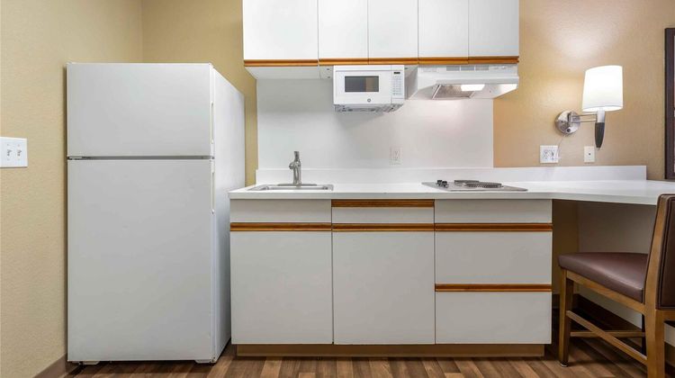 Extended Stay America Stes Dntn Town Lak Room
