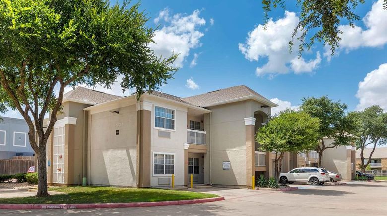 <b>Extended Stay America Suites Arlington Exterior</b>. Images powered by <a href="https://iceportal.shijigroup.com/" title="IcePortal" target="_blank">IcePortal</a>.