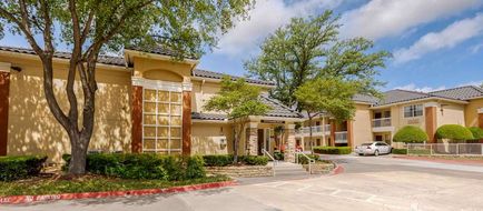 Suburban Studios Irving Las Colinas Exterior
