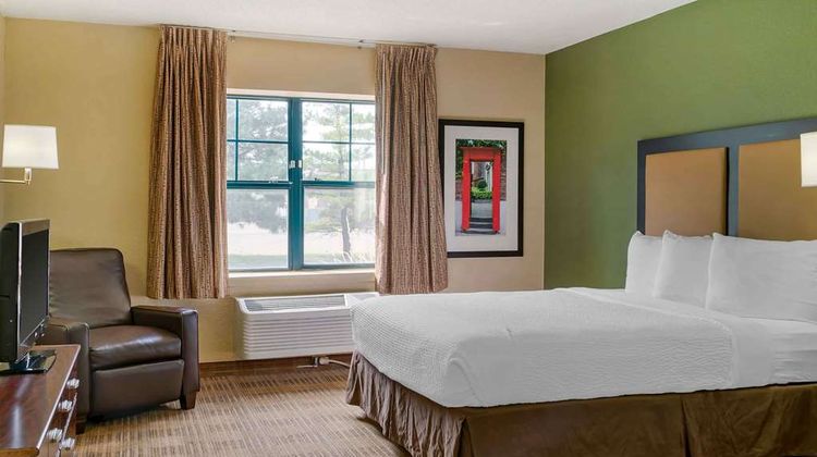Hawthorn Extended Stay Irving DFW North Room