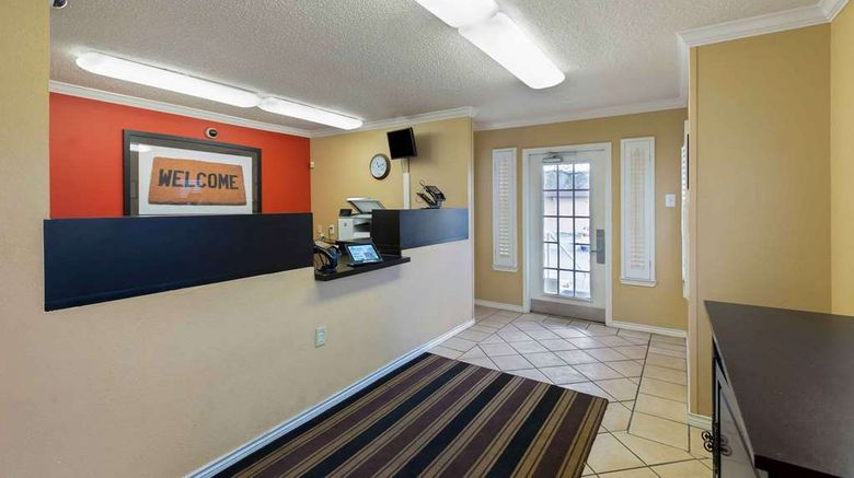 <b>Extended Stay America Stes Fort Worth Me Lobby</b>. Images powered by <a href="https://iceportal.shijigroup.com/" title="IcePortal" target="_blank">IcePortal</a>.