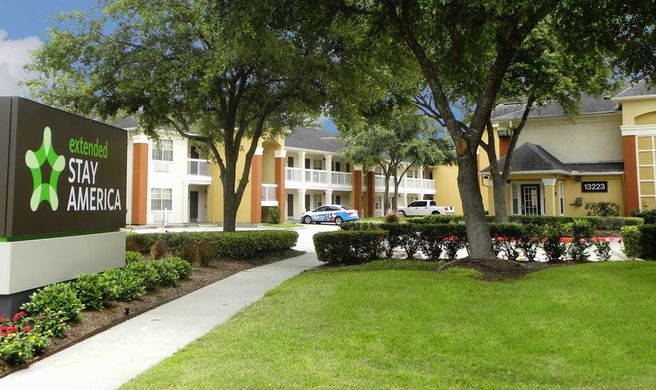 Extended Stay America Stes Willowbrook Exterior