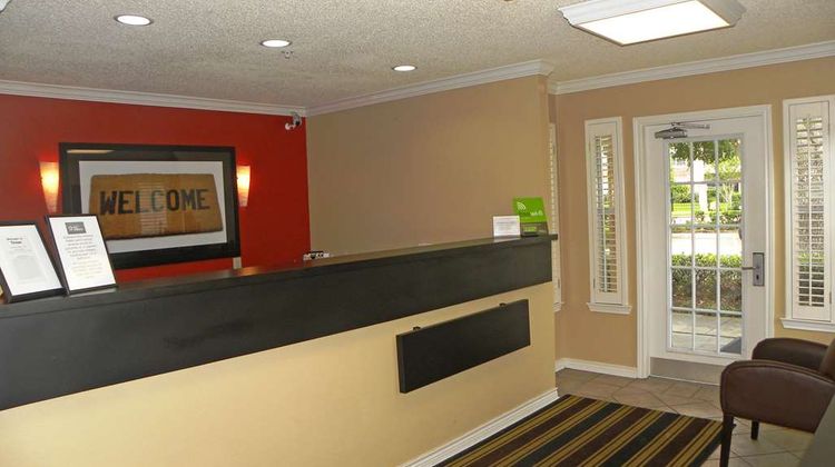 Extended Stay America Stes Willowbrook Lobby