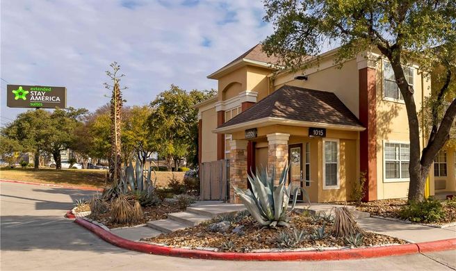 Extended Stay America Stes Sat Airport Exterior