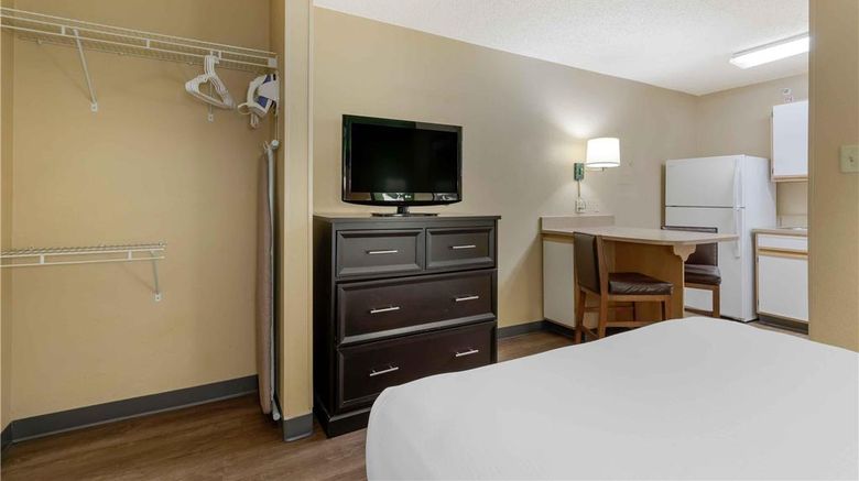 <b>Extended Stay America Stes Sat Airport Room</b>. Images powered by <a href="https://iceportal.shijigroup.com/" title="IcePortal" target="_blank">IcePortal</a>.