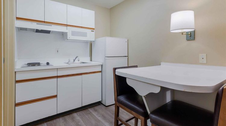 Extended Stay America Stes Fairfax Room