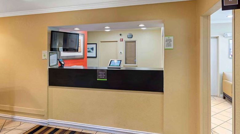 <b>Extended Stay America Stes N Chesterfiel Lobby</b>. Images powered by <a href="https://iceportal.shijigroup.com/" title="IcePortal" target="_blank">IcePortal</a>.