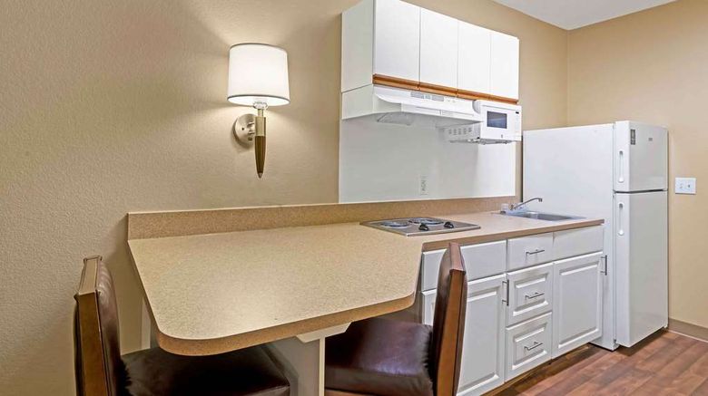 <b>Extended Stay America Stes N Chesterfiel Room</b>. Images powered by <a href="https://iceportal.shijigroup.com/" title="IcePortal" target="_blank">IcePortal</a>.
