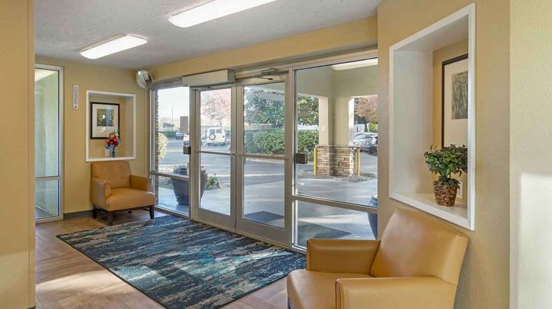 <b>Extended Stay America Stes Sea Southcent Lobby</b>. Images powered by <a href="https://iceportal.shijigroup.com/" title="IcePortal" target="_blank">IcePortal</a>.