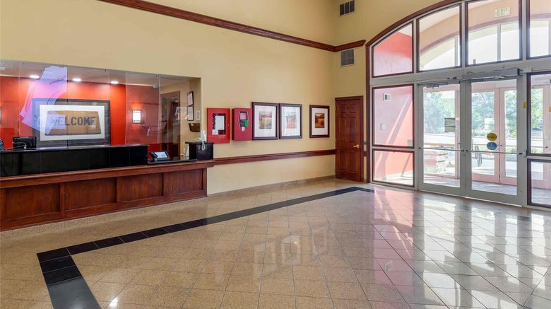 <b>Extended Stay America Stes Denver N Auro Lobby</b>. Images powered by <a href="https://iceportal.shijigroup.com/" title="IcePortal" target="_blank">IcePortal</a>.