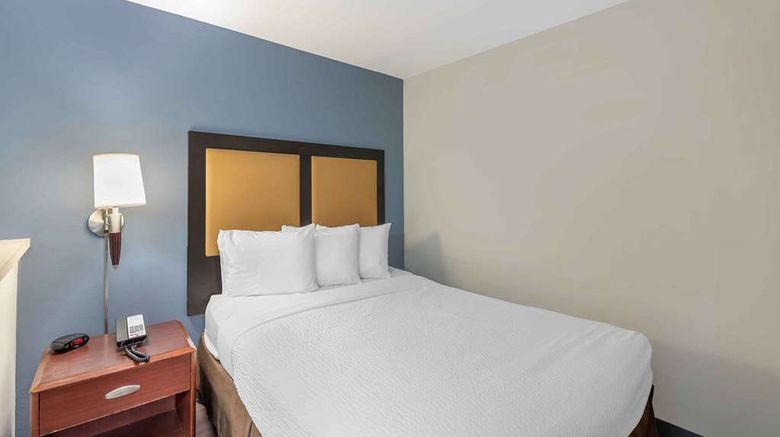 <b>Extended Stay America Stes Tech Ctr Cent Room</b>. Images powered by <a href="https://iceportal.shijigroup.com/" title="IcePortal" target="_blank">IcePortal</a>.