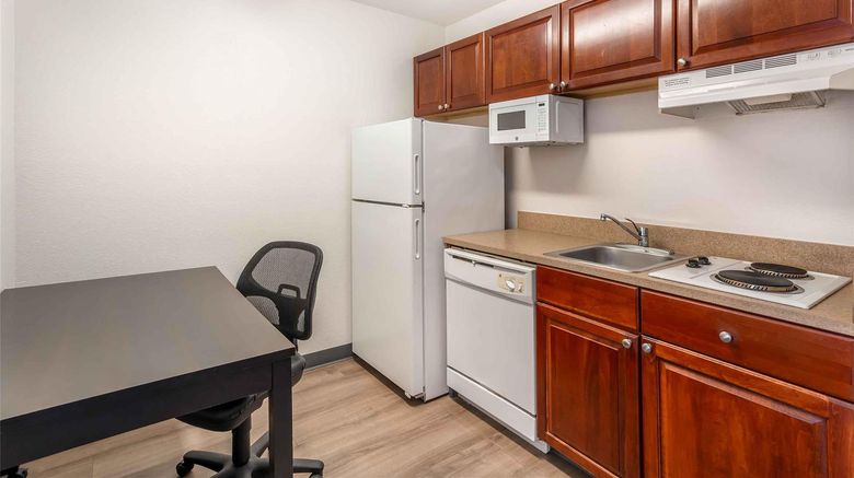 <b>Extended Stay America Stes Tpa Airport N Room</b>. Images powered by <a href="https://iceportal.shijigroup.com/" title="IcePortal" target="_blank">IcePortal</a>.